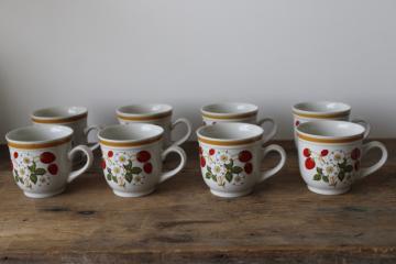 catalog photo of Strawberries n Cream berry print vintage Japan stoneware mugs, set of 8 