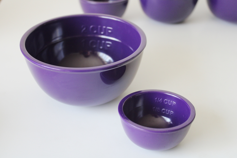 photo of Sur la Table PURPLE melamine measuring bowls, nesting set of mini bowls for kitchen prep #3