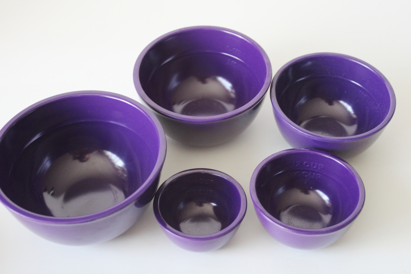 photo of Sur la Table PURPLE melamine measuring bowls, nesting set of mini bowls for kitchen prep #5