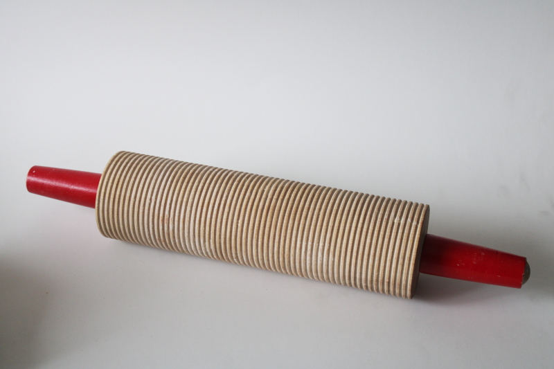 photo of Swedish lefse rolling pin, ridged hardwood rolling pin w/ red painted wood handles  #1