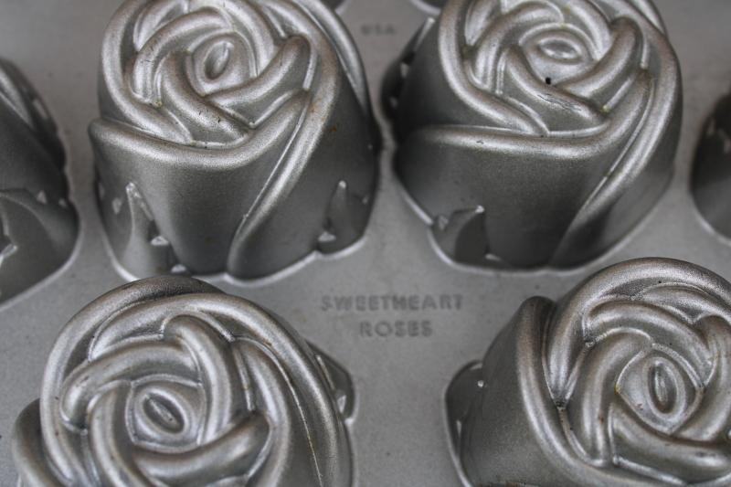 photo of Sweetheart Roses Nordic Ware cakelet pan, flower shape mini cakes mold #2