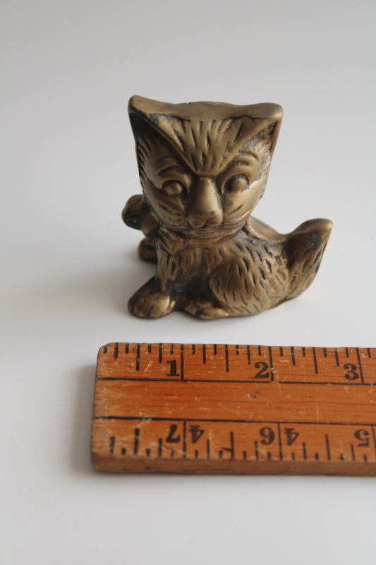 photo of Taiwan label vintage solid brass paperweight figurine, small cat or kitten, kitty w/ bow #1