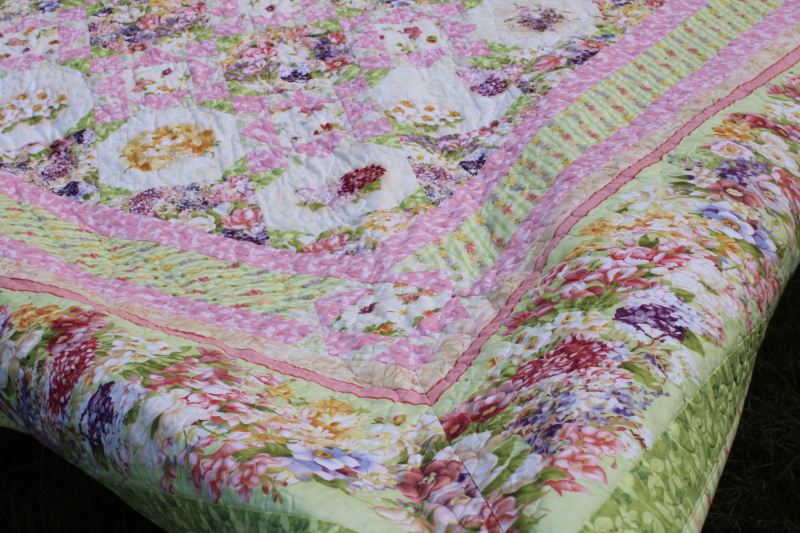 photo of Teddy Bear Quilt Studio Creations full size quilt floral prints cotton patchwork pink & green  #2