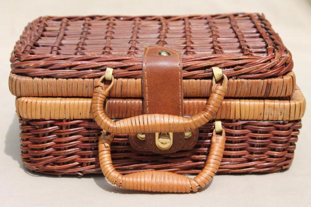 photo of Teddy Bears picnic hamper, toy picnic basket w/ tiny silverware & china tea set doll dishes #6