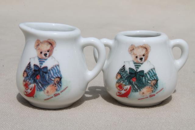 photo of Teddy Bears picnic hamper, toy picnic basket w/ tiny silverware & china tea set doll dishes #12