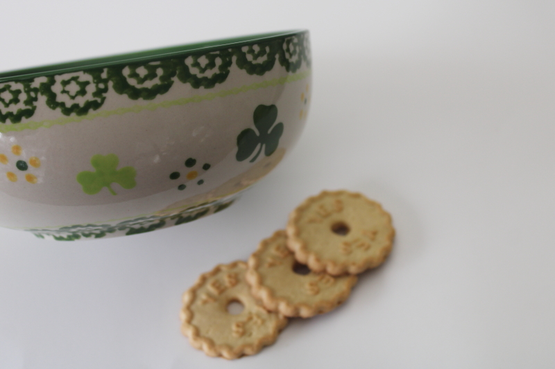 photo of Temp-Tations Old World hand painted shamrock pattern bowl, candy dish for St Patrick's Day  #2