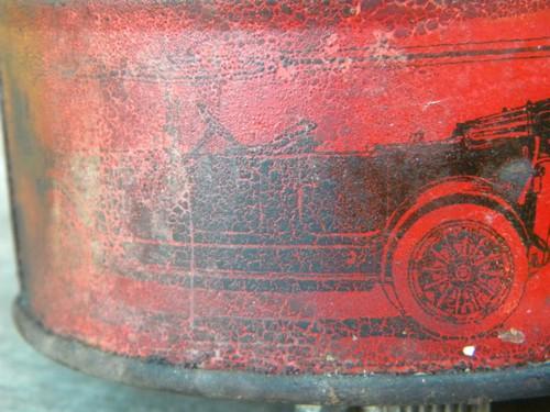 photo of The Superior Cup Grease tin Galena IL, early automobile advertising #3