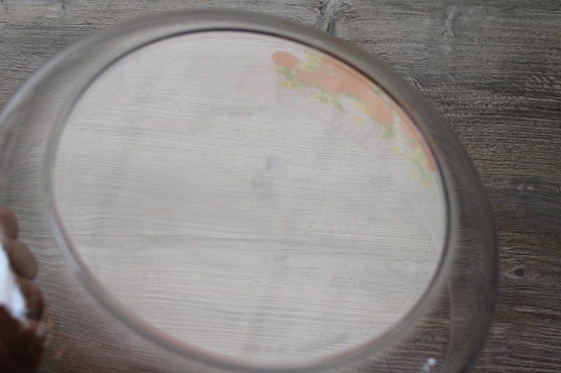 photo of Thermo Serv strawberries print bowls w/ red snap lids, large serving salad bowl & four individual bowls set #8