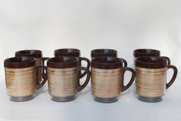 Thermo ware style vintage insulated plastic mugs set, burlap raffia ware print