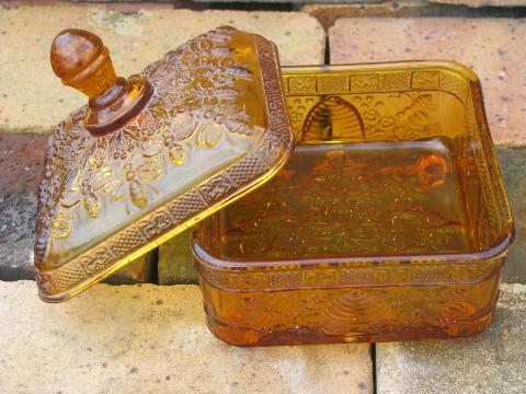 photo of Tiara amber glass comb honey dish, covered beehive box w/ bees #3