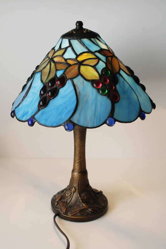 photo of Tiffany style table lamp w/ leaded stained glass shade, dragonflies lamp base, blue grapes lampshade  #1