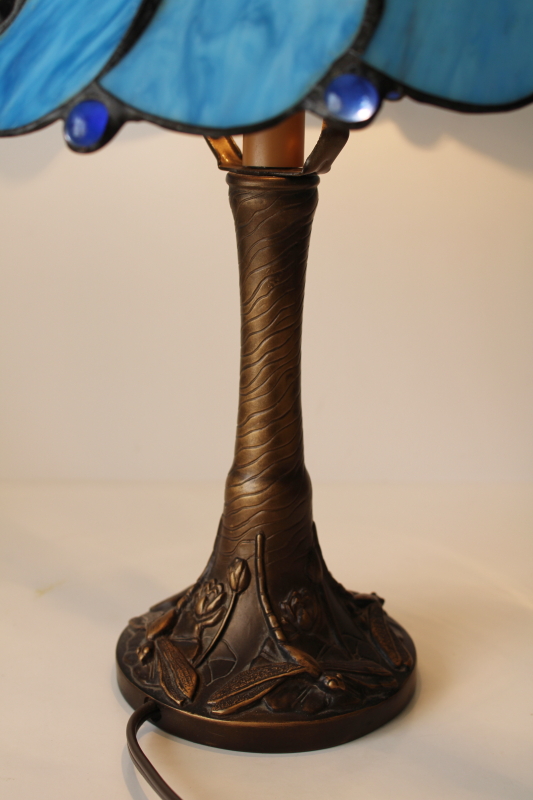 photo of Tiffany style table lamp w/ leaded stained glass shade, dragonflies lamp base, blue grapes lampshade  #7