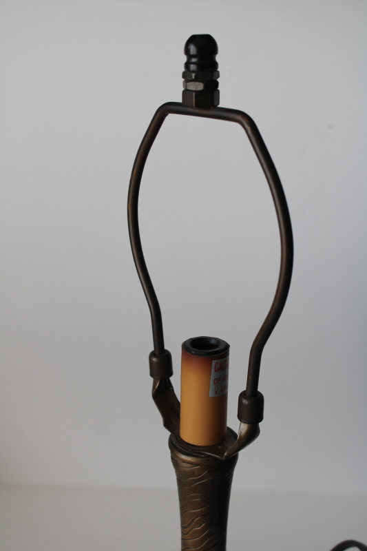 photo of Tiffany style table lamp w/ leaded stained glass shade, dragonflies lamp base, blue grapes lampshade  #9