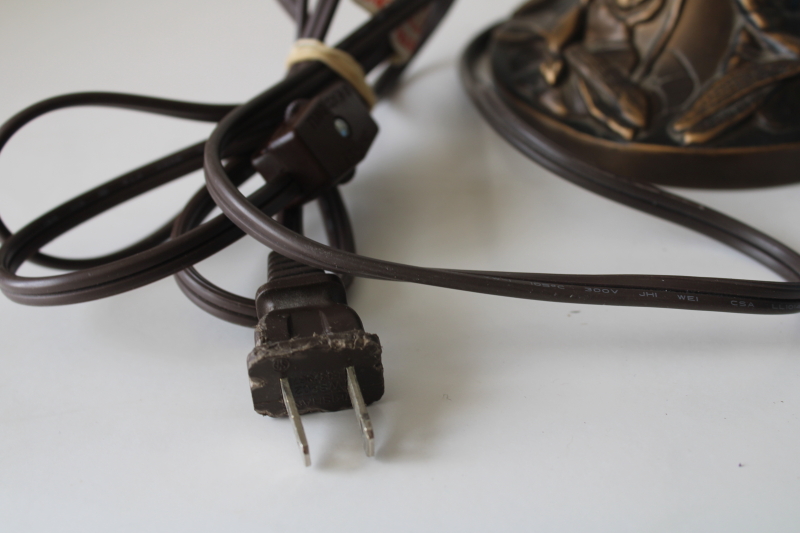 photo of Tiffany style table lamp w/ leaded stained glass shade, dragonflies lamp base, blue grapes lampshade  #12