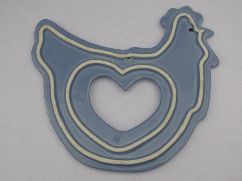 photo of Treasure Craft kitchen trivet, Auntie Em blue chicken, hen w/ heart #2