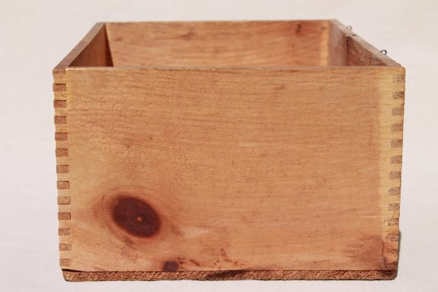 photo of Tropical Citron vintage wooden box, dovetailed finger jointed wood packing crate  #3