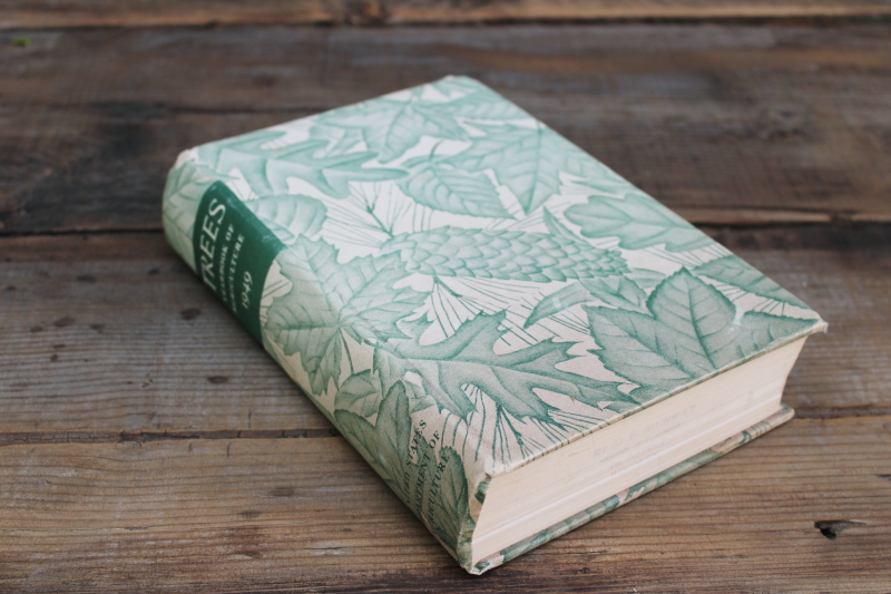 photo of USDA Yearbook 1949 Trees special, green & tan leaves print cloth cover vintage book  #1