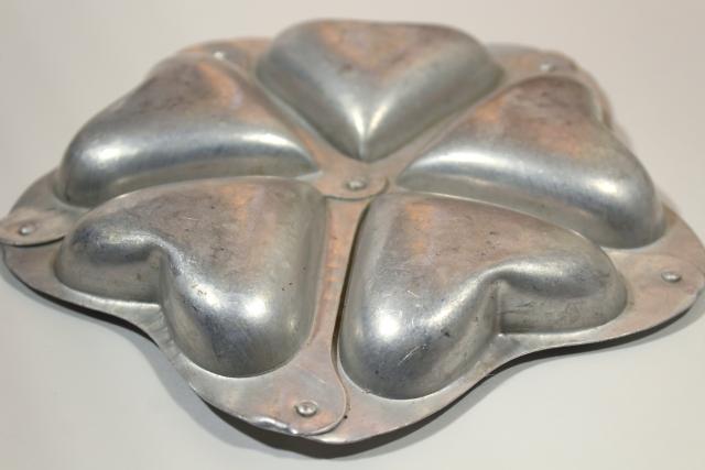 photo of Valentine heart vintage baking pan, primitive riveted metal ring of hearts #6