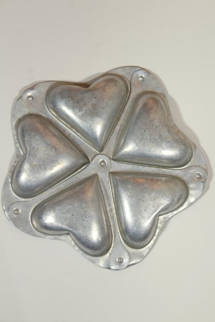 photo of Valentine heart vintage baking pan, primitive riveted metal ring of hearts #7