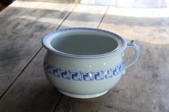 photo of Victorian England chamber pot, antique blue & white Maltese Greek key pattern china #1