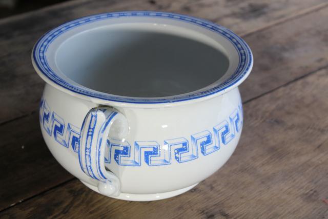 photo of Victorian England chamber pot, antique blue & white Maltese Greek key pattern china #4