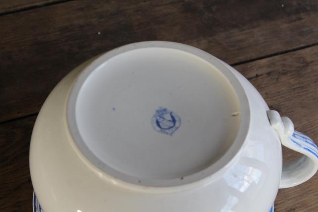 photo of Victorian England chamber pot, antique blue & white Maltese Greek key pattern china #5