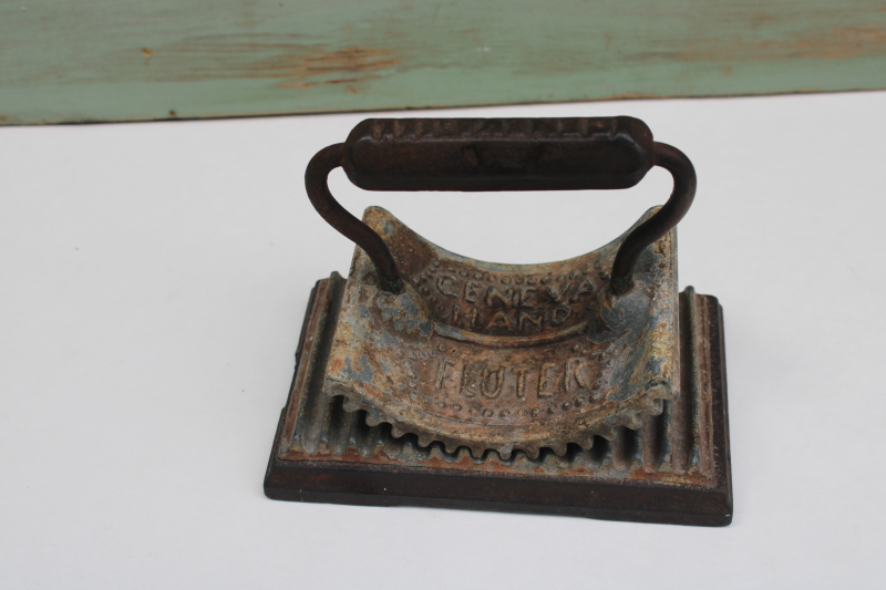 photo of Victorian antique cast iron hand fluter, rocking clothes iron for pressing ruffles, 1860s vintage  #1