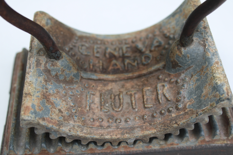 photo of Victorian antique cast iron hand fluter, rocking clothes iron for pressing ruffles, 1860s vintage  #2