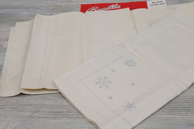 photo of Vintage Bucilla table linens stamped to embroider, winter snowflakes on flax linen fabric #3