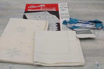 catalog photo of Vintage Bucilla table linens stamped to embroider, winter snowflakes on flax linen fabric