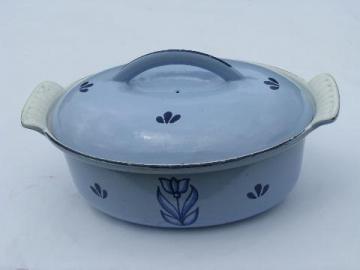 catalog photo of Vintage Dru blue enamel cast iron casserole pan/dish with dutch tulips, Holland