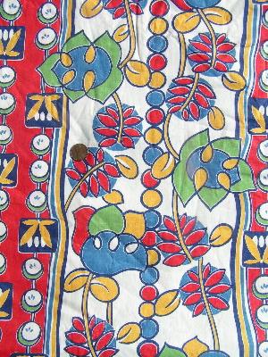 photo of Vintage cotton print fabric, large folk style flowers #1