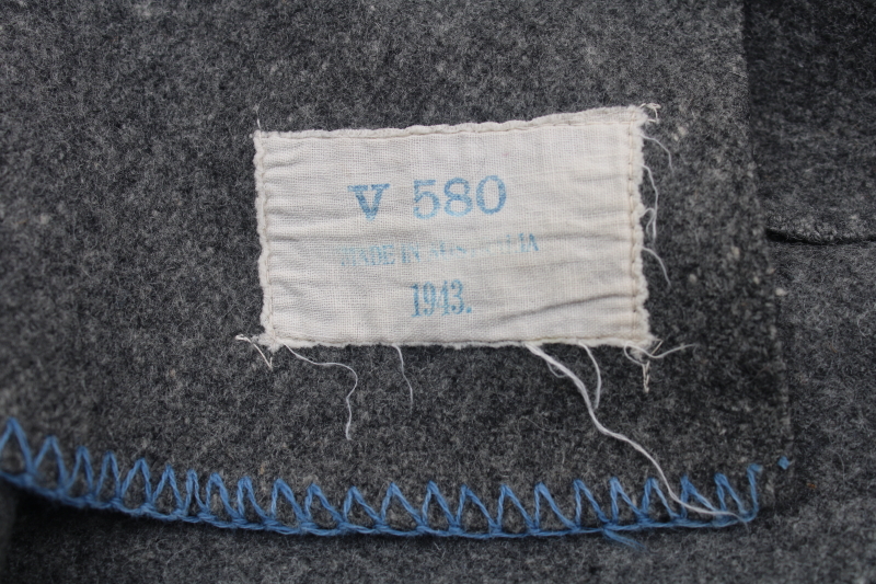 photo of WWII vintage wool army blankets, Australian blue stripe blanket w/ 1943 label, plain gray US  #9