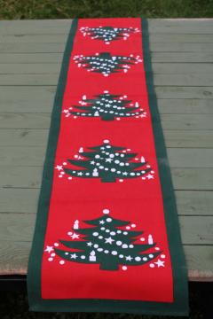 Waechtersbach Christmas Tree pattern print cotton table runner, 1999 vintage Y2K holiday