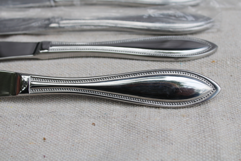 photo of Wallace American Tradition beaded edge pattern stainless flatware, 12 dinner knives new in bags  #2