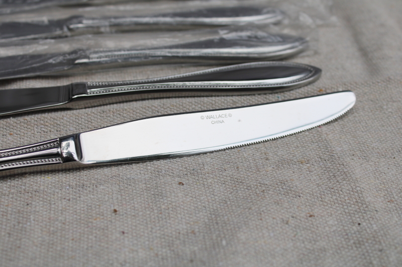 photo of Wallace American Tradition beaded edge pattern stainless flatware, 12 dinner knives new in bags  #3