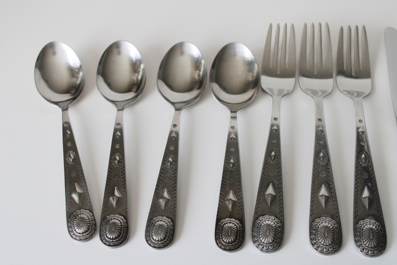 photo of Wallace Taos concha concho pattern stainless flatware, southwest vintage Ralph Lauren style #3