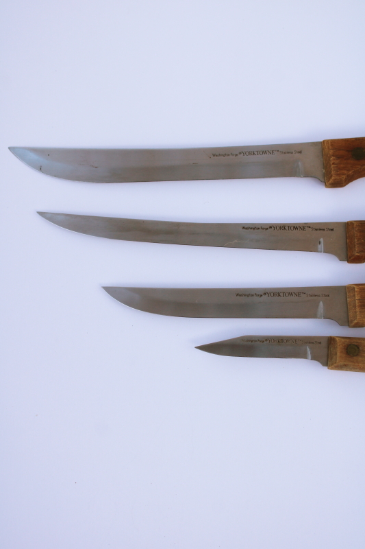 photo of Washington Forge Yorktowne knives Japan stainless kitchen knife set w/ natural wood handles #2