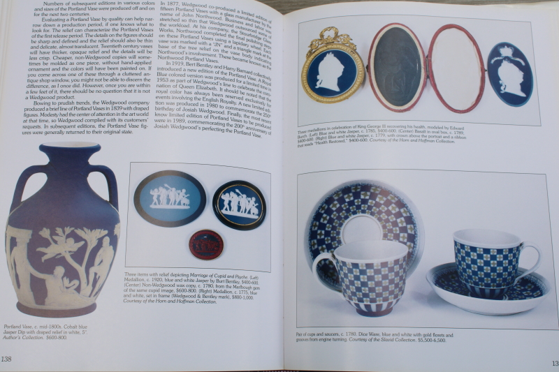 photo of Wedgwood ceramics, color photos china patterns identification English pottery history #4