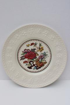 catalog photo of Wellesley Wedgwood china vintage dinner plate, Bullfinch India tree of life floral