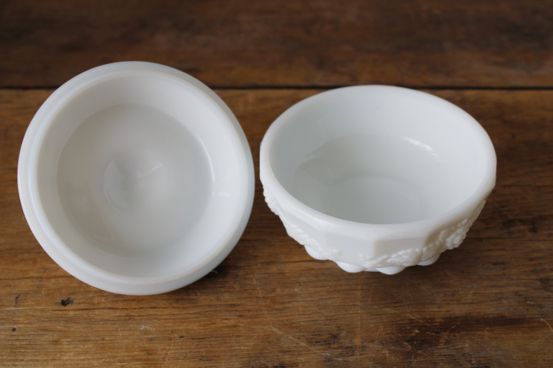 photo of Westmoreland paneled grapes puff box or candy dish w/ lid, vintage milk glass  #2