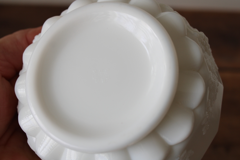 photo of Westmoreland paneled grapes puff box or candy dish w/ lid, vintage milk glass  #4