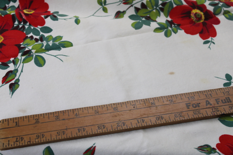 photo of Wilendure cotton tablecloth w/ red roses floral print, mid-century vintage #6