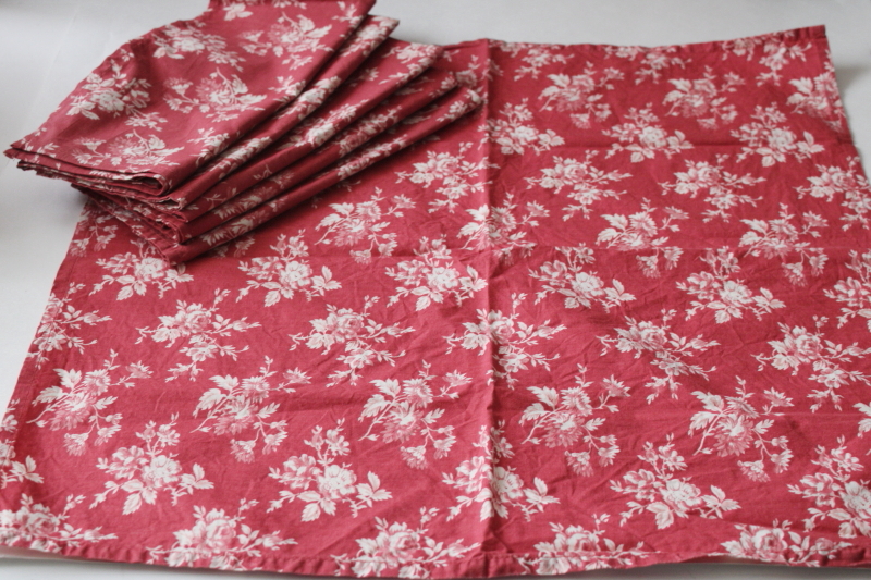 photo of Williams Sonoma modern rustic red & white chintz floral bouquet roses print cotton napkins set of 6  #1