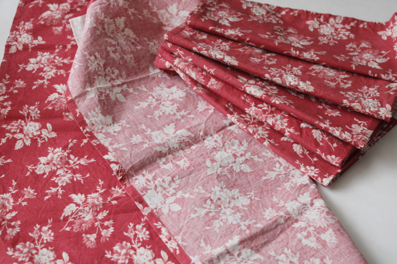 photo of Williams Sonoma modern rustic red & white chintz floral bouquet roses print cotton napkins set of 6 #5