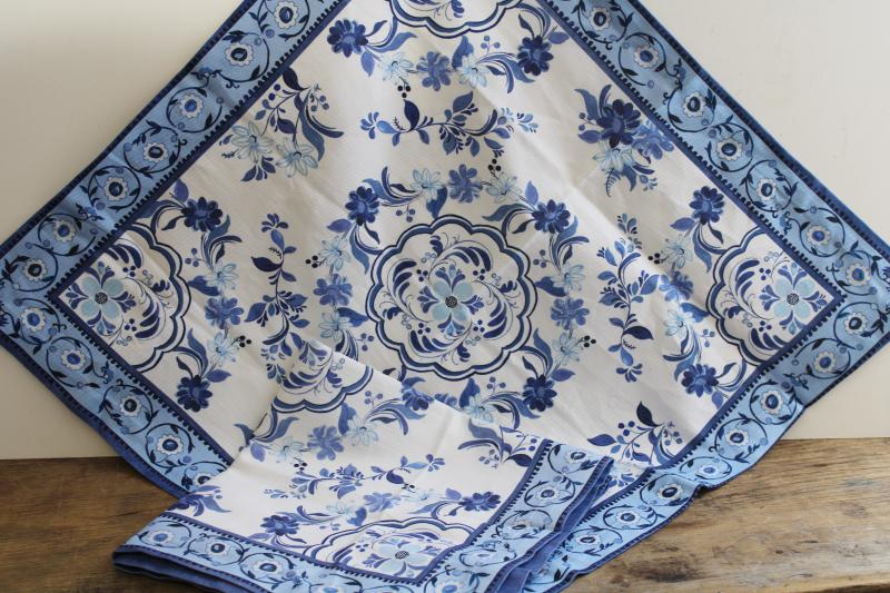 photo of Williams Sonoma napkins, never used, blue and white floral print cotton #3