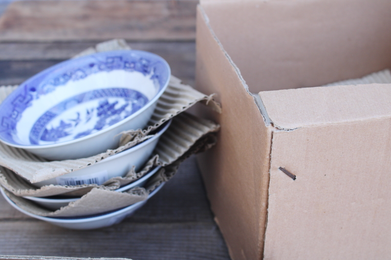 photo of Willow blue & white china new in box Johnson Bros 20 piece set for 4, vintage 2004 #7