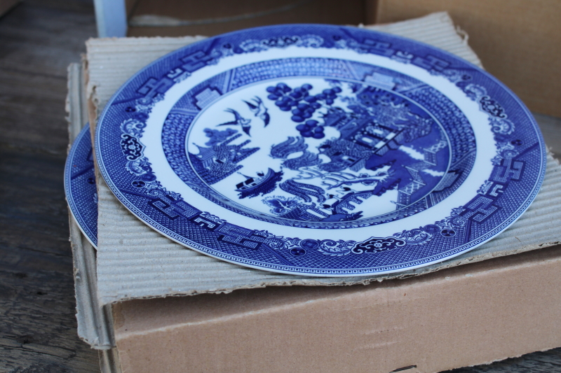 photo of Willow blue & white china new in box Johnson Bros 20 piece set for 4, vintage 2004 #9
