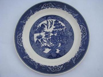 catalog photo of WillowWare vintage Blue Willow pattern cake or chop plate, Royal china