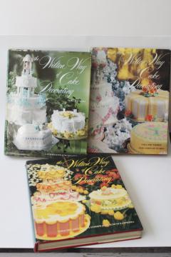 catalog photo of Wilton Way of Cake Decorating 70s vintage complete course three volume set